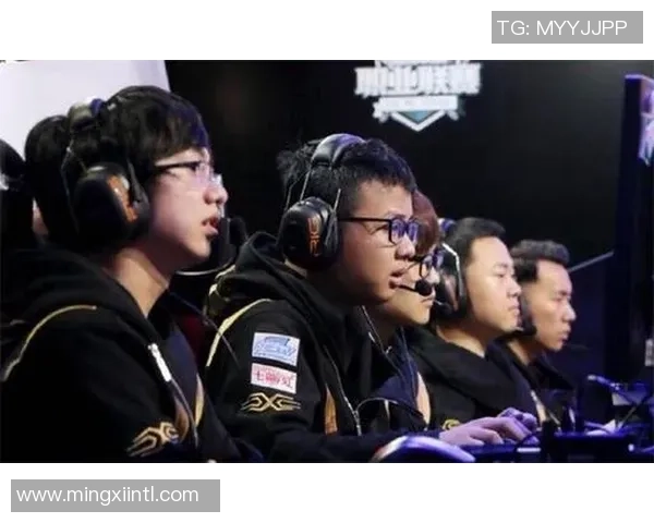 深入探讨FPX战队在比赛中的团队配合与数据分析表现