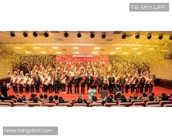 飞盘热潮席卷深圳聚焦飞盘队的拼搏与团结力量MBA