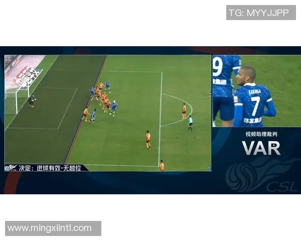 2017年富力与力帆激战回顾球场上的精彩瞬间与战术分析