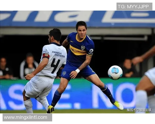 米竞技与圣保罗的激烈对决谁能在这场比赛中笑到最后